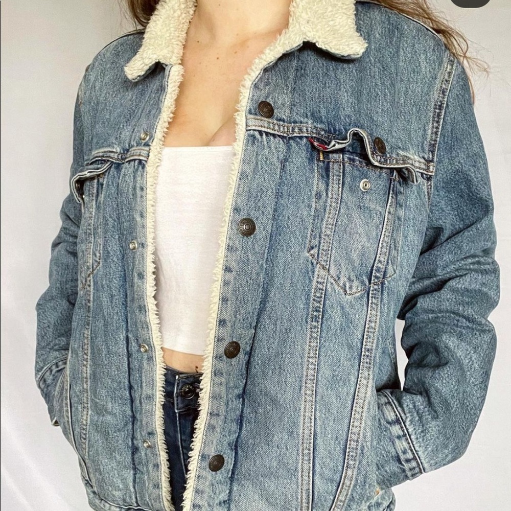 Men’s Levi trucker jacket